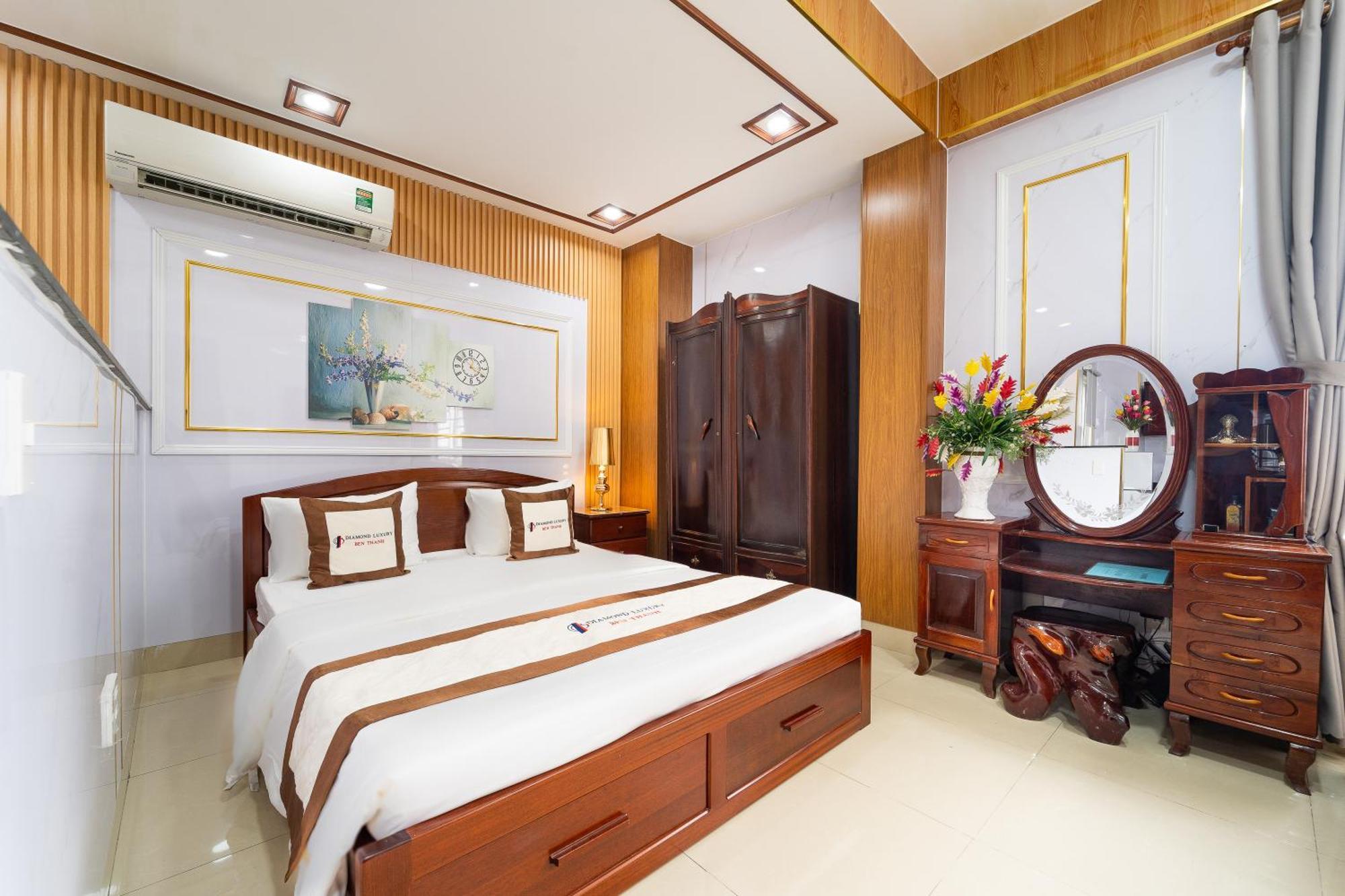 Diamond Luxury Ben Thanh Cidade de Ho Chi Minh Exterior foto